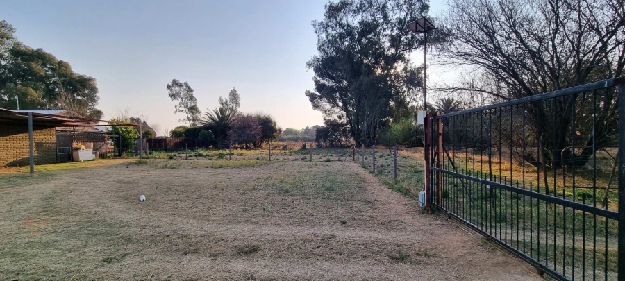 4 Bedroom Property for Sale in Bainsvlei Free State